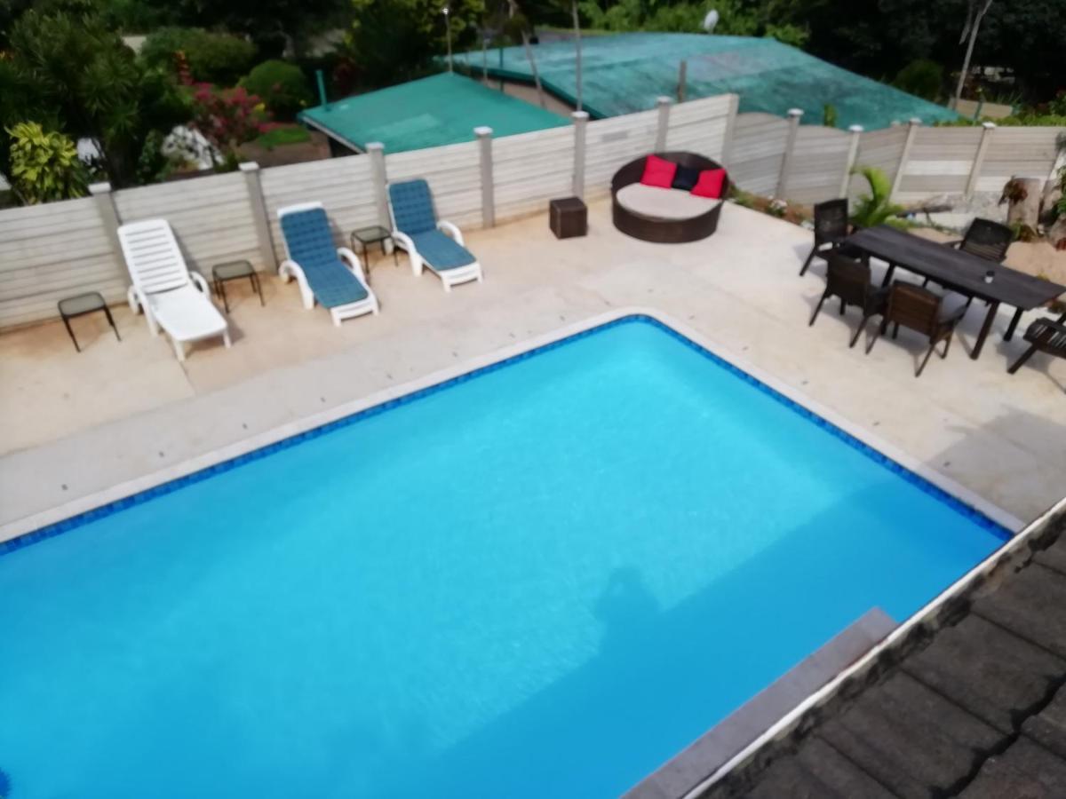 פורט שפסטון Poolside Guest House מראה חיצוני תמונה